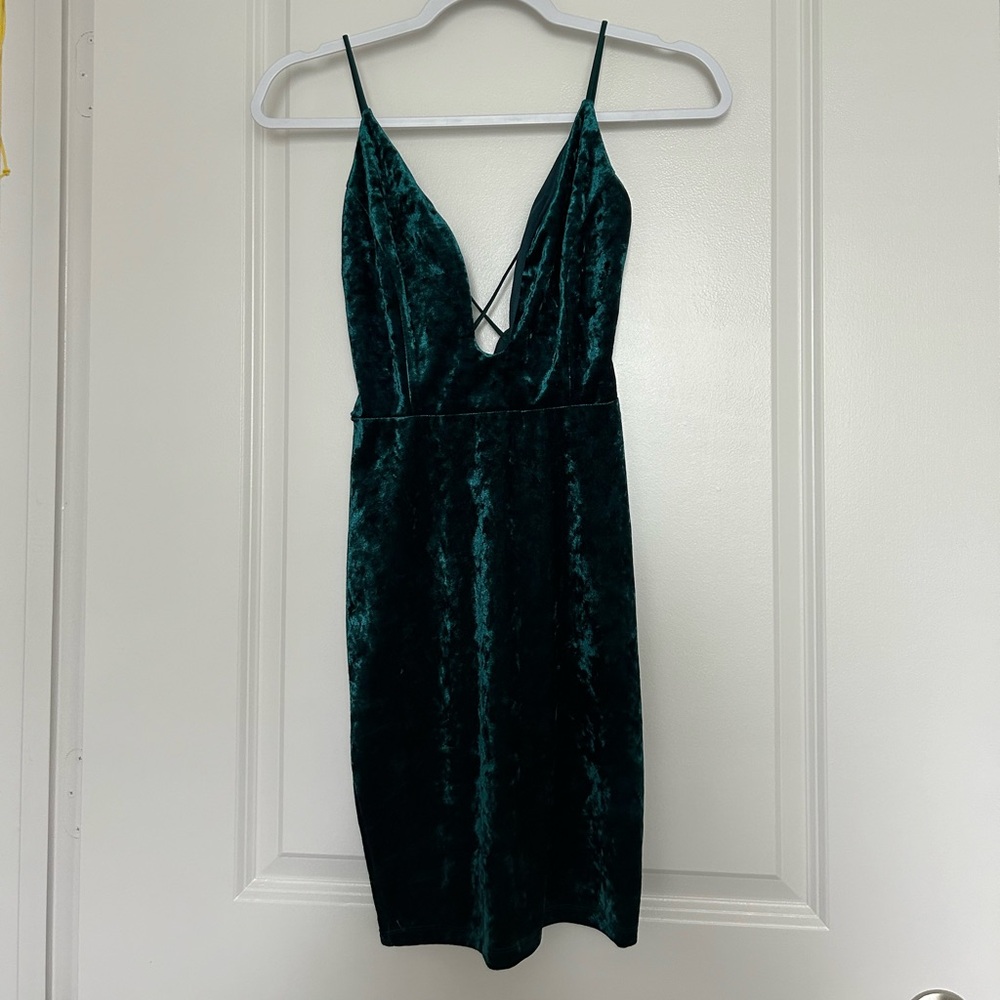 Green Velvet Bodycon dress | Medium